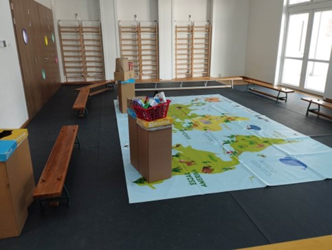 A bemutató eszközök, játékok már várják az ovisokat