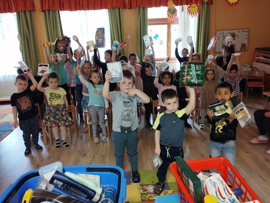 Csak szelektíven! Te is szelektíven gyűjtsd a hulladékokat!